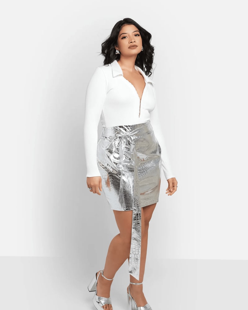 Front of a model wearing a size 5X Lori Metallic Belted Mini Bodycon Skirt - Silver Croc in Silver by Rebdolls. | dia_product_style_image_id:322002